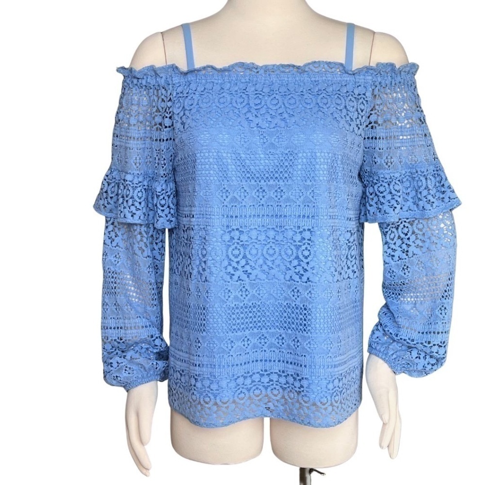 Parker "Jordana" Off Shoulder Boho Style Eyelet Lace Top Powder Blue Size Large